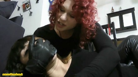 girl girl handsmother in leather gloves
